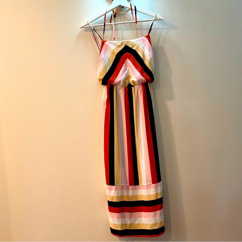 Vacation Vibes Sundress! ☀️🕶️